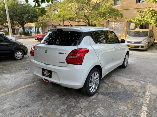 Suzuki Swift 1.2 Hybrid 2Wd