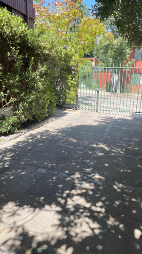 Casa 5 Dormitorios 4 Baños 2 Estacionamientos Venta Directa
