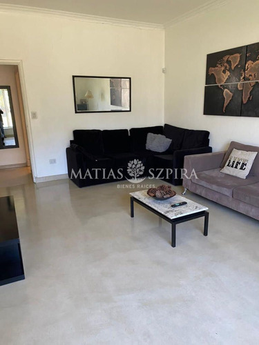 Casa Refaccionada A Nuevo Con Parque Excelente Ubicación