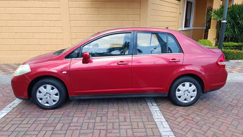 Nissan Tiida 2010 Poco Kilometraje