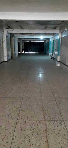 Imagen 2 de 6 de Local Comercial En Alquiler Centrico Cerca Plaza Bolivar los Teques
