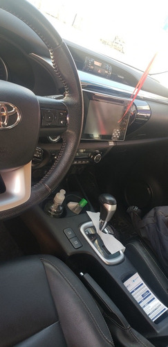 Toyota Hilux 2.8 Cd Srx 177cv 4x4 At 2017