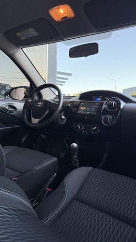 Toyota Etios 1.5 Sedan Xls
