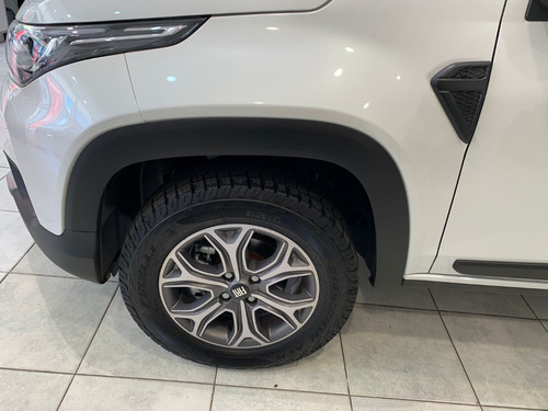 Imagen 4 de 25 de Fiat Strada 1.3 2023 Nafta Volcano Llevalo Ya!! A.e