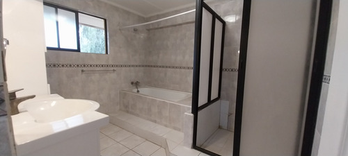 Gran Casa Como Nueva Y Con Todas Las Comodidades