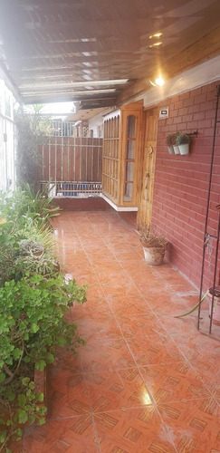 Buena Casa De 2 Dorm 1 Baño Paradero 21 De La Florida
