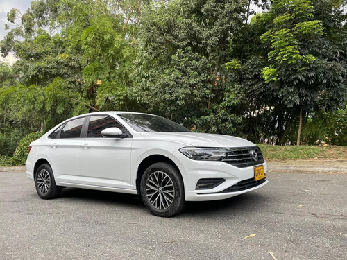 Imagen 3 de 15 de Volkswagen Jetta 2020 1.4 Tsi Comfortline