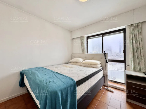 Apartamento De 4 Dormitorios Y Dependencia De Servicio, Península, Punta Del Este.