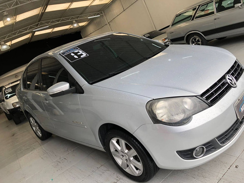 Imagem 6 de 10 de Volkswagen Polo Sedan 2.0 Mi Comfortline 8v Flex 4p Manual
