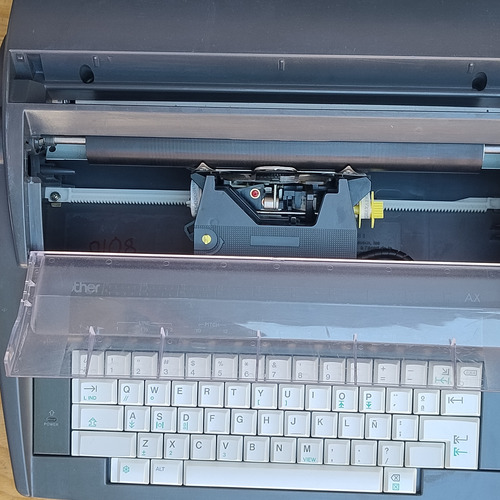 Brother Ax-310 Máquina De Escribir Portátil (Usado)