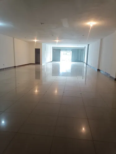 Local Comercial Sobre Av Principal