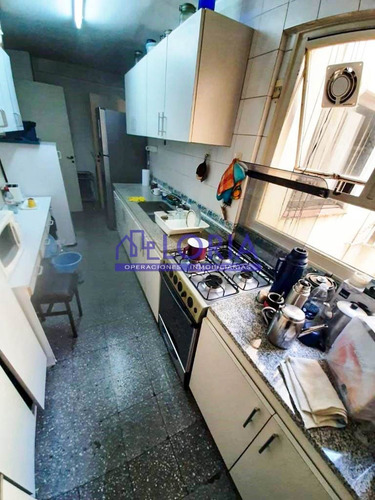 Imagen 15 de 23 de 4 Ambientes - Frente - Balcon - Cochera Fija - Oportunidad.-