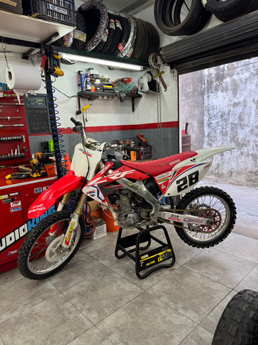 Carpeta Completa Motor Impecable Con 18hs De Uso Service De