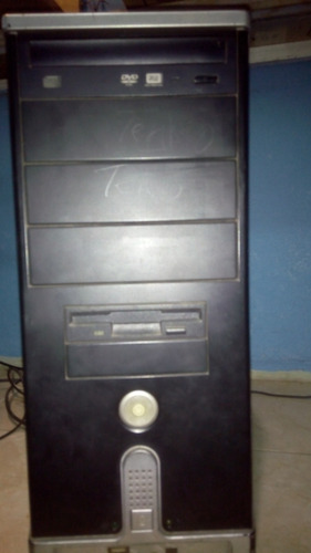 Imagen 1 de 5 de Computadora Amd Con Tarjeta De Video Pci Express De 128mb