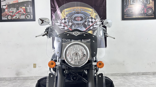 Kawasaki Vulcan Nomada 1700