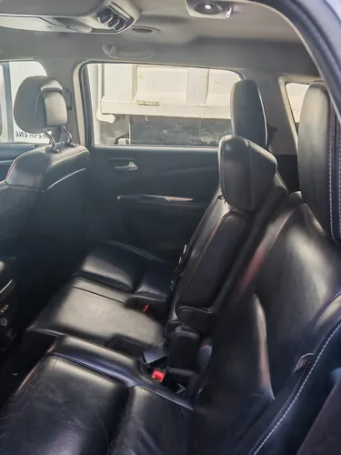 Dodge Journey 2.4 Sxt 7 Pasajeros At