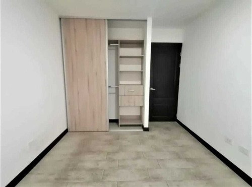 Imagen 11 de 14 de Amplia 5 Hab Residencia En Curridabat
