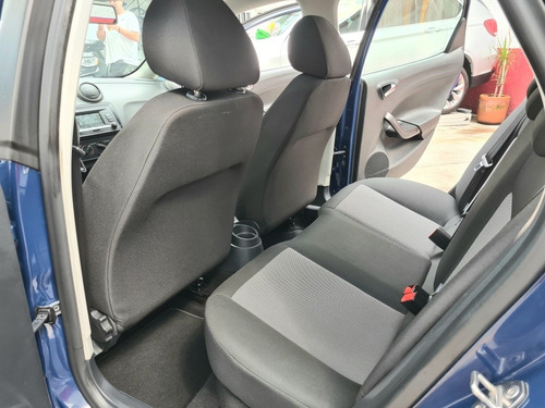 Imagen 8 de 15 de Seat Ibiza 2017 1.6 Blitz Mt 5 Puertas