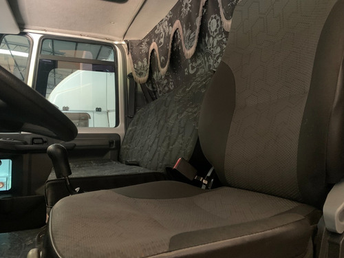 Imagem 4 de 9 de Ford Cargo 1119 C/ Sider 2019