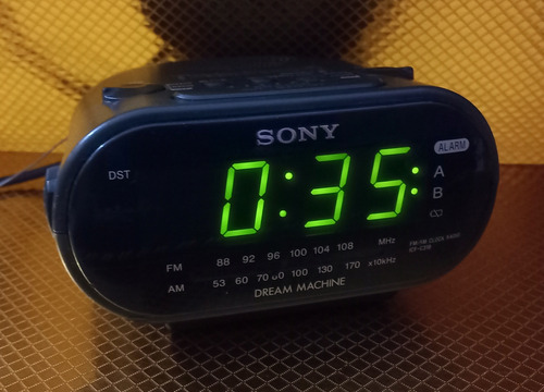 Radio Y Despertador Sony Dream Machine Icf-c318 Impecable 