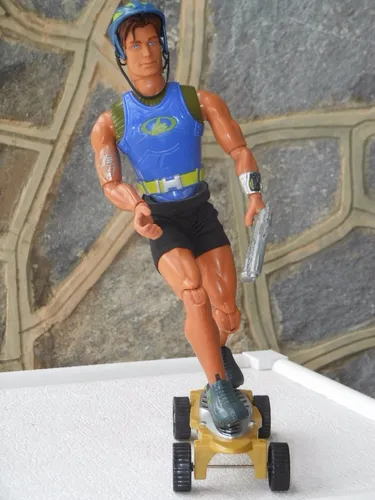Juguete Mattel Serie Max Steel N tek Adventures Con Patineta