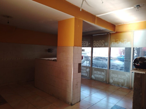 Imagen 3 de 13 de Local En Alquiler En Ramos Mejia Sur