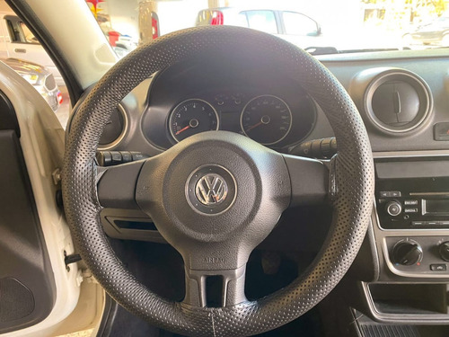 Imagem 5 de 10 de Volkswagen Gol Trendline 2016