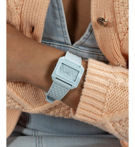 Reloj Mujer Guess Dama Silicona Mod Pop Azul Correa Agua Bisel Agua Fondo Agua