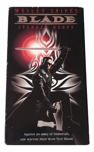 Blade Pelicula Vhs En Ingles 2001 New Line Estados Unidos