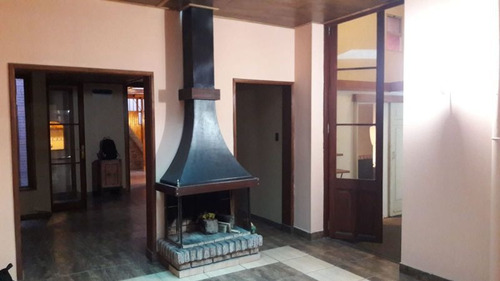 Imagen 1 de 17 de Casa En Venta De 3 Dormitorios En Centro (ref: Vld-2819)