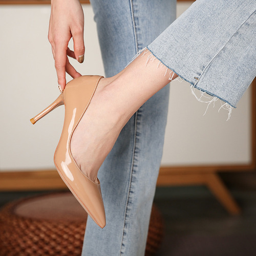 Zapatos De Mujer De Tacón Alto De Talla Grande En Color Nude