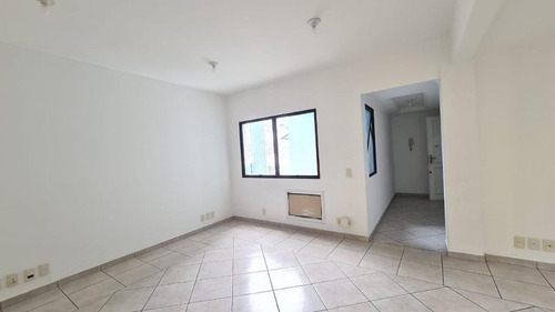 Imagem 8 de 12 de Sala Comercial De 48 M² No Centro - Florianópolis/sc - Sa0783