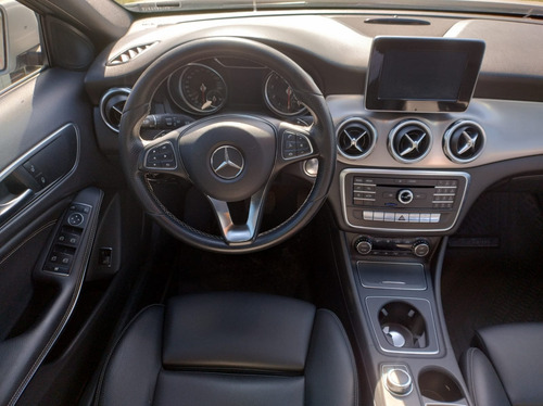 Mercedes Benz Gla 200 2018