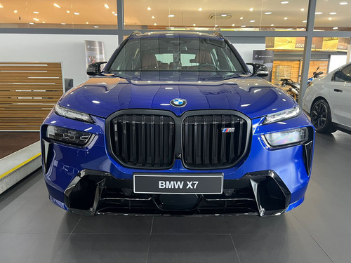 X7 M60i