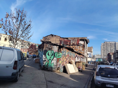 Se Vende Terreno En Pleno Centro De Valparaíso