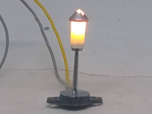 Imagen 2 de 7 de Nico 1 Farola De Plaza 25 Mm D Metal Marklin Esc Z (eih 78)