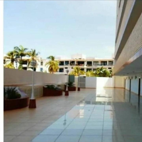 Imagen 4 de 15 de Excelente Apartamento Vacacional Edificio Vicenzo Costa Azul A Pocos Metros Del Centro Comercial La Vela