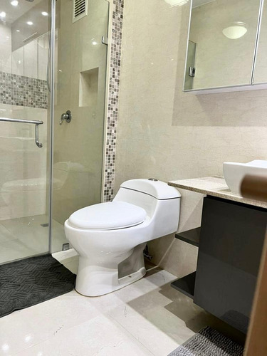 Imagen 7 de 22 de Venta De Apartamento En El Encantado Humboldt (a.f.) Moderno Y Elegante