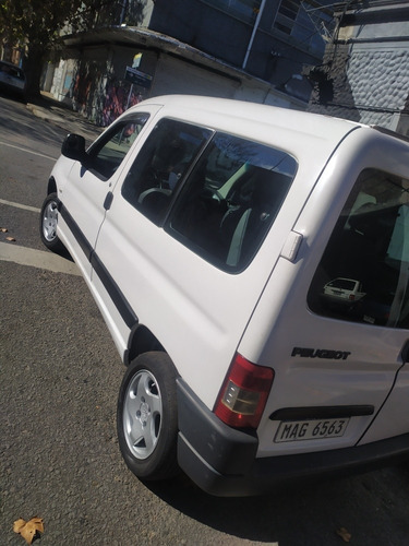 Peugeot Partner Panoramica Full