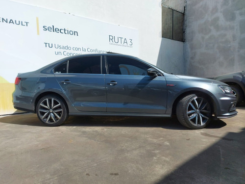 Imagen 8 de 25 de Volkswagen Vento Gli 2.0 Oferta Por Km