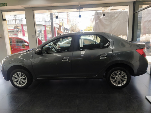 Imagen 17 de 18 de Renault Logan Zen 1.6 16v
