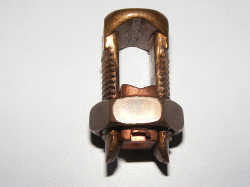 Conector Bipartido Burndy Cable Max 2/0 Min 14 (Usado)