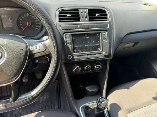 Volkswagen Polo 1.6 L4 Design & Sound Mt