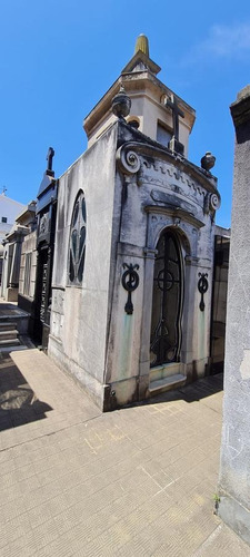 Imagen 2 de 5 de Boveda Cementerio Recoleta Lista Para Escriturar Leer Descripcion