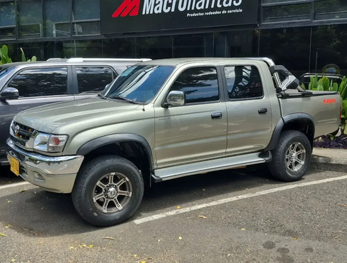 Toyota Hilux 2.4 Hi Rider Gas/Gasolina 2006 4X4