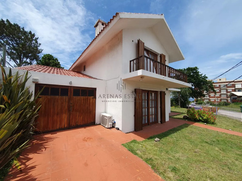 Venta Casa De 3 Dormitorios En Pinares Punta Del Este Cerca Del Mar