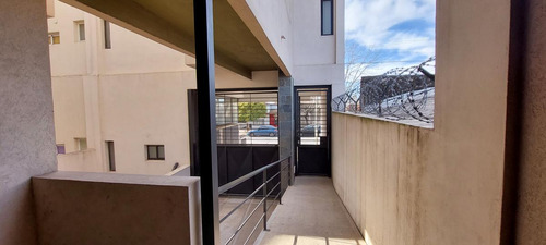 Departamento De 3 Amb Apto Credito Hipotecario A La Venta En Cañuelas - Financiación 50%