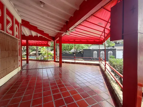 Local En Arriendo En San Mateo. Cod A30738