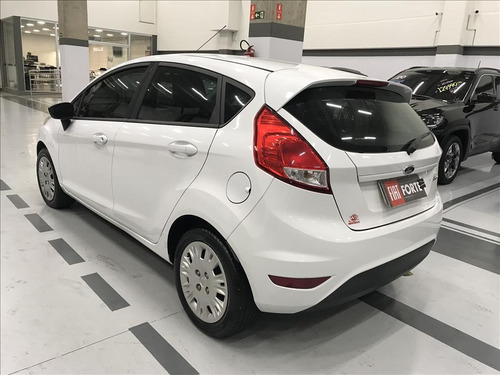 Imagem 2 de 8 de Fiesta 1.5 S Hatch 16v Flex 4p Manual