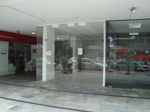 Local En Alquiler Sobre Av. Gorlero